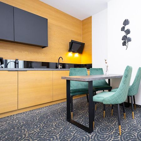 Hotel Arden Środa Śląska Zewnętrze zdjęcie