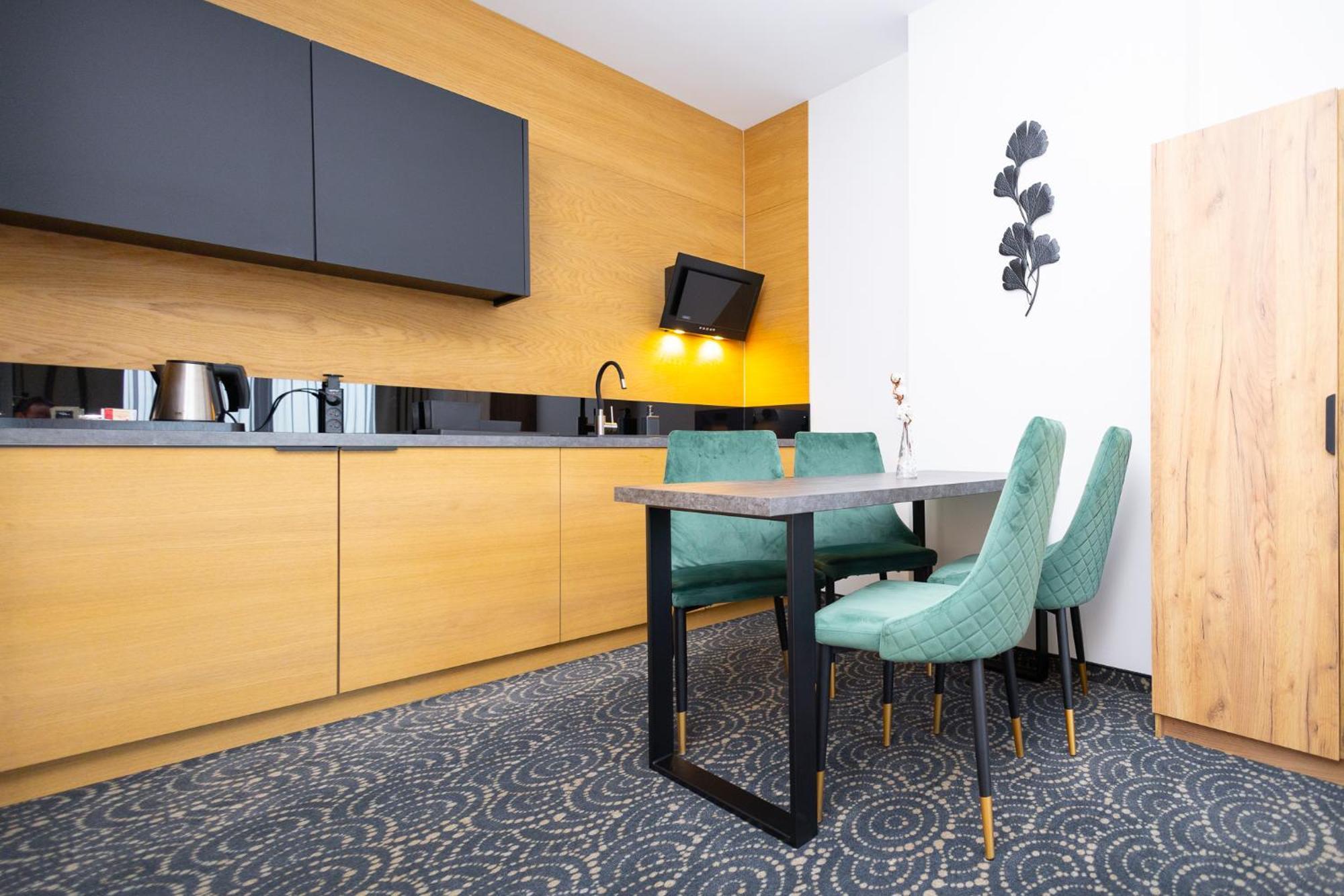 Hotel Arden Środa Śląska Zewnętrze zdjęcie