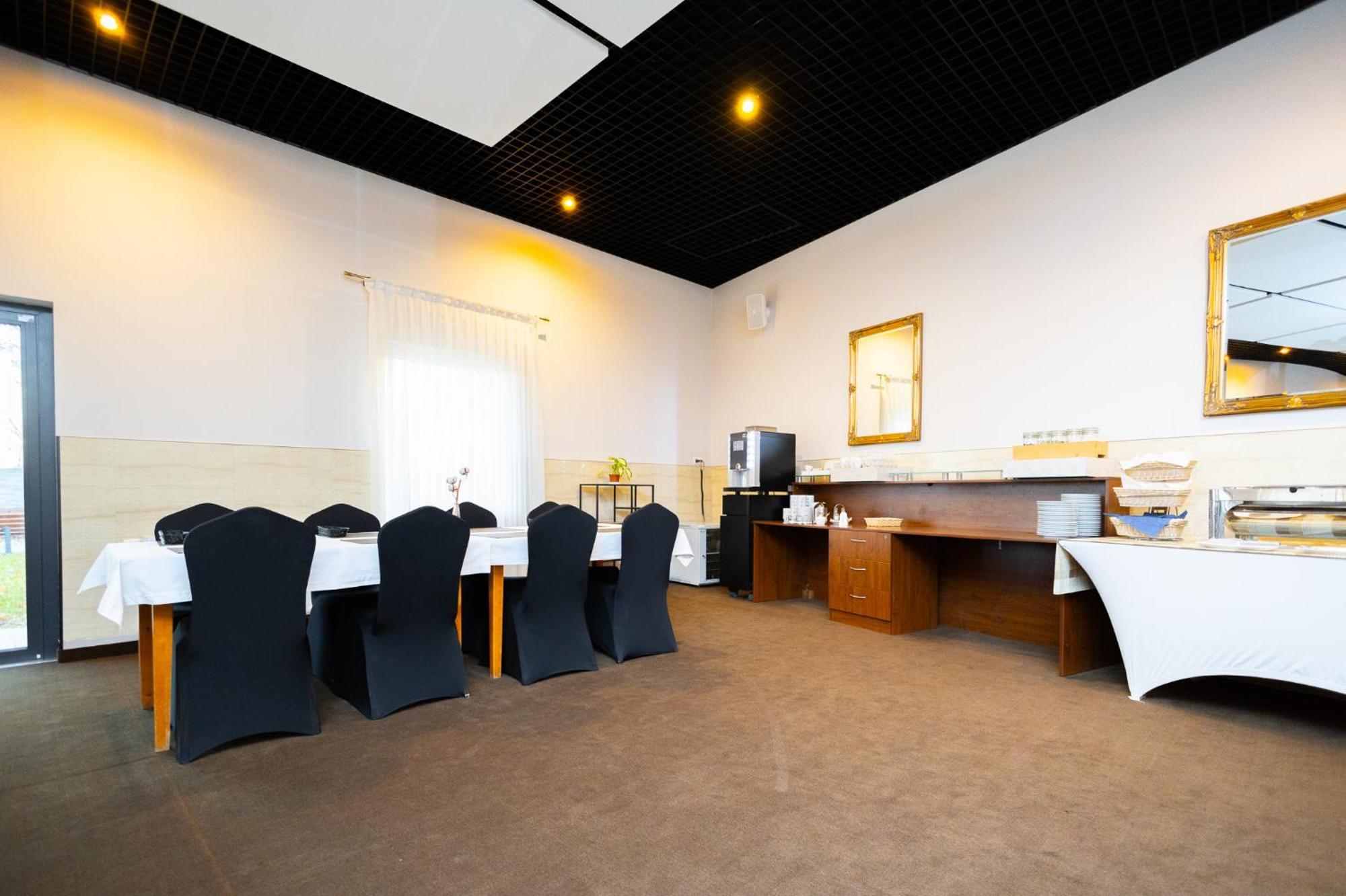 Hotel Arden Środa Śląska Zewnętrze zdjęcie