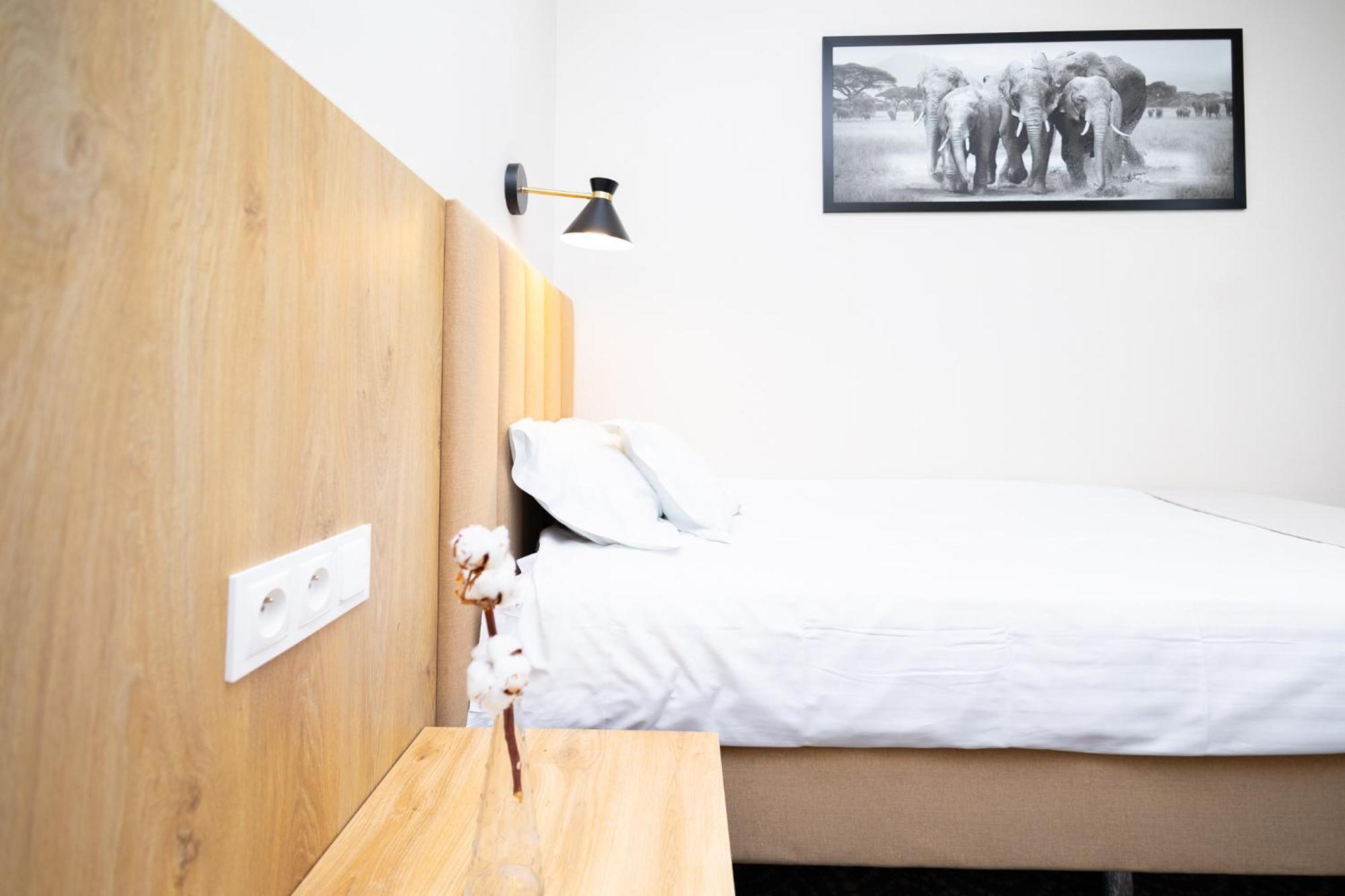 Hotel Arden Środa Śląska Zewnętrze zdjęcie