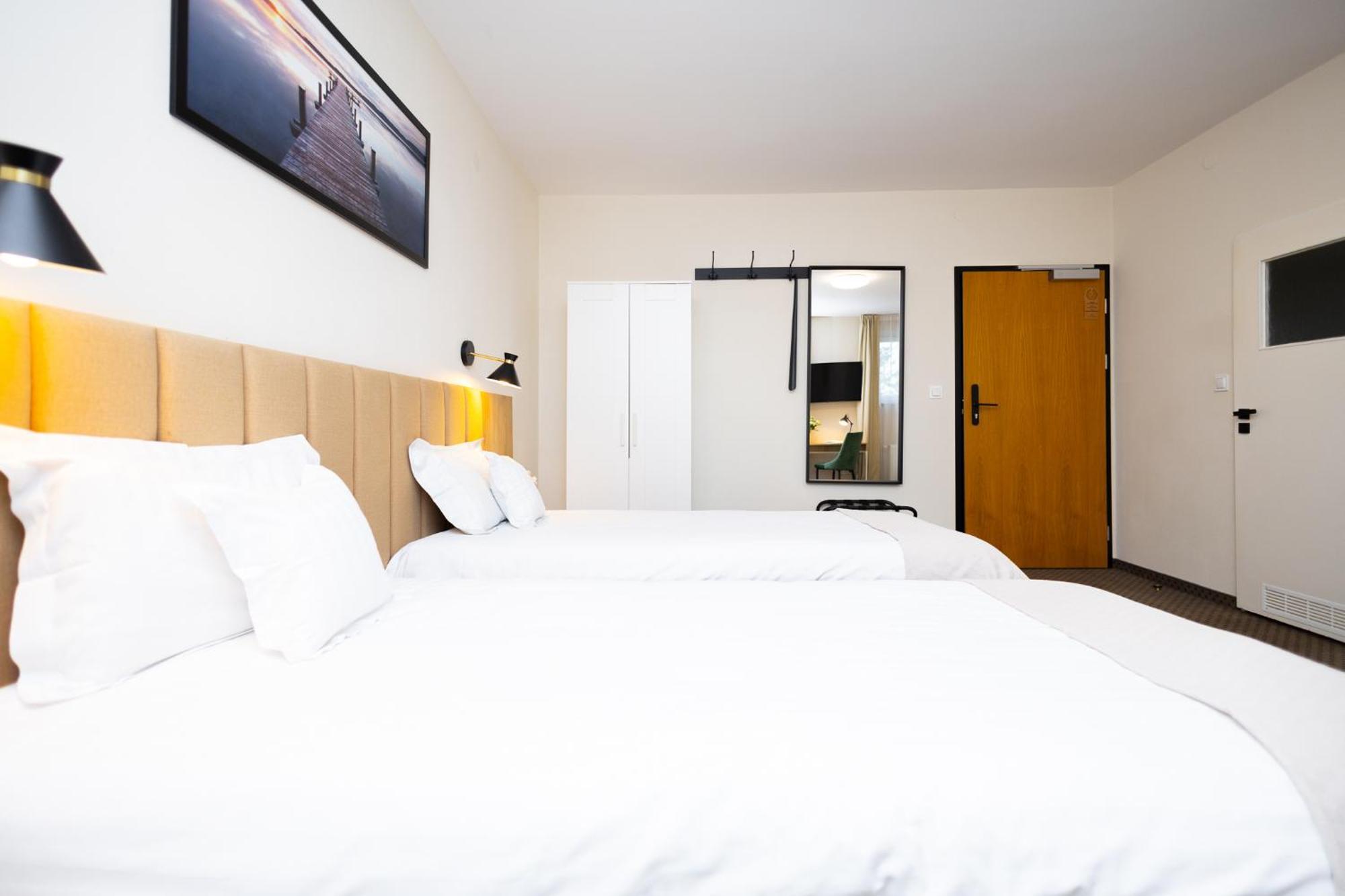 Hotel Arden Środa Śląska Zewnętrze zdjęcie